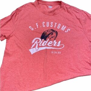 Old navy T-shirt size medium